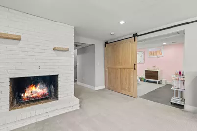 605 Kingsview Lane N, Plymouth, MN 55447 - Photo 16