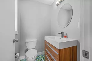 605 Kingsview Ln N, Plymouth, MN 55447 - Photo 12