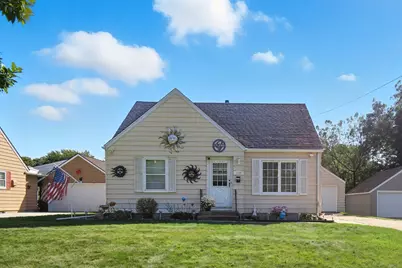 1800 3rd Avenue NE, Austin, MN 55912 - Photo 2