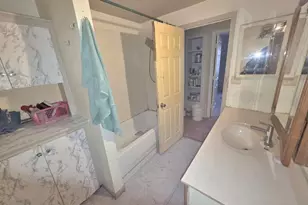 1303 4th Ave NE, Austin, MN 55912 - Photo 6