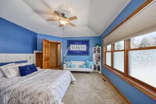 984 Carver Bluffs Pkwy, Carver, MN 55315 - Photo 12