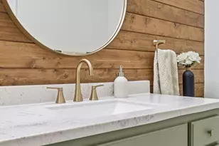 620 N Washington Ave, Detroit Lakes, MN 56501 - Photo 10