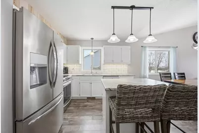 620 N Washington Avenue, Detroit Lakes, MN 56501 - Photo 4