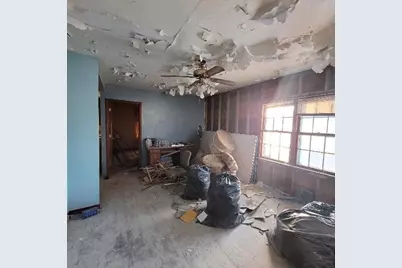 17 10th Street, Windom, MN 56101 - Photo 8