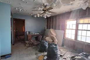 17 10th St, Windom, MN 56101 - Photo 8