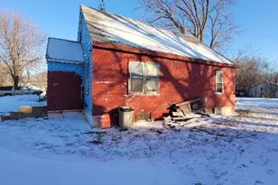 17 10th St, Windom, MN 56101 - Photo 4