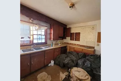 17 10th Street, Windom, MN 56101 - Photo 20