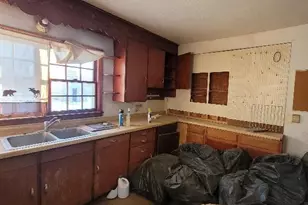 17 10th St, Windom, MN 56101 - Photo 20