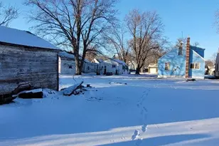 17 10th St, Windom, MN 56101 - Photo 6