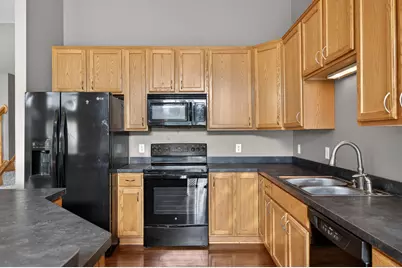 1758 Philipp Drive, Shakopee, MN 55379 - Photo 6