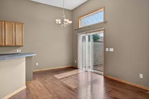 1758 Philipp Dr, Shakopee, MN 55379 - Photo 8