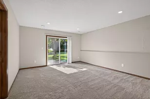 1758 Philipp Dr, Shakopee, MN 55379 - Photo 24