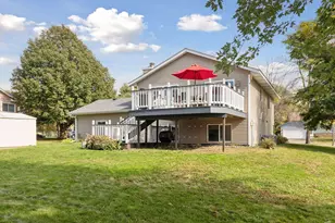 2260 Hallmark Ave N, Oakdale, MN 55128 - Photo 28