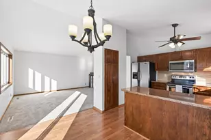 2260 Hallmark Ave N, Oakdale, MN 55128 - Photo 12