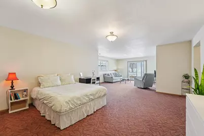 3084 Chisholm Court N, Maplewood, MN 55109 - Photo 32