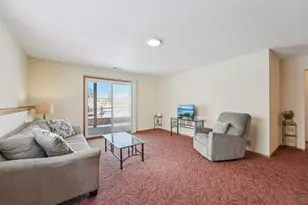 3084 Chisholm Ct N, Maplewood, MN 55109 - Photo 28