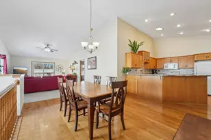 3084 Chisholm Ct N, Maplewood, MN 55109 - Photo 6