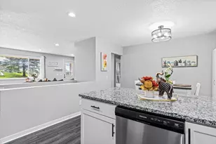 2200 Horizon Rd, Burnsville, MN 55337 - Photo 4