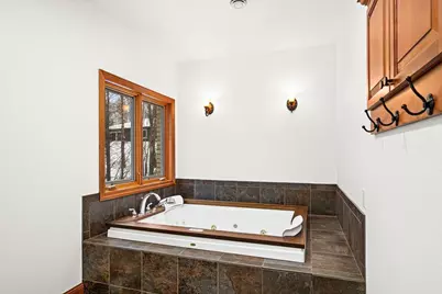 1944 Chinook Drive, Duluth, MN 55811 - Photo 46