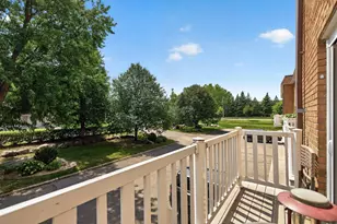 1860 McMenemy St, Maplewood, MN 55117 - Photo 20