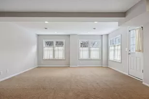 5107 Woodhill Rd, Minnetonka, MN 55345 - Photo 38