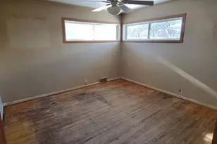 301 21st Ave N, Fargo, ND 58102 - Photo 8