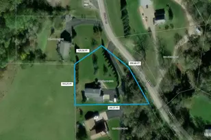 S3527 Bobcat Trl, Fountain City, WI 54629 - Photo 2