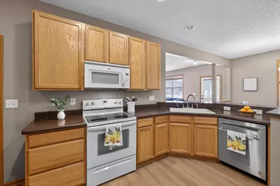 5059 Cherrybark Lane SE, Rochester, MN 55904 - Photo 12