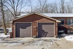 1022 20th Ave N, South Saint Paul, MN 55075 - Photo 1