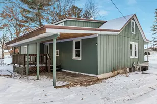 1155 Mansfield St, Chippewa Falls, WI 54729 - Photo 2