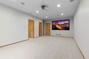 15561 Lilac Dr, Eden Prairie, MN 55347 - Photo 34