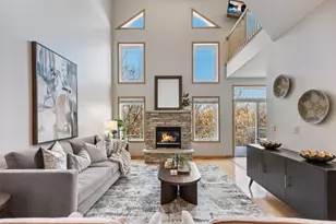 15561 Lilac Dr, Eden Prairie, MN 55347 - Photo 2