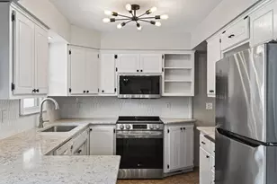 8018 33rd Pl N, Crystal, MN 55427 - Photo 14