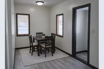 422 Minnesota Avenue SE, Willmar, MN 56201 - Photo 4