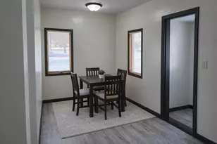 422 Minnesota Ave SE, Willmar, MN 56201 - Photo 4