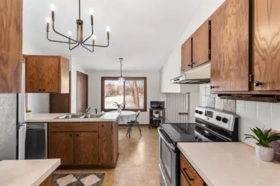 17208 Peterborg Road, Eden Prairie, MN 55346 - Photo 12