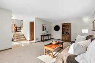 17208 Peterborg Rd, Eden Prairie, MN 55346 - Photo 8