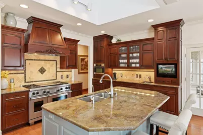 675 Navajo Road W, Medina, MN 55340 - Photo 6