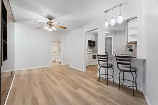 2690 Oxford St N, Roseville, MN 55113 - Photo 4