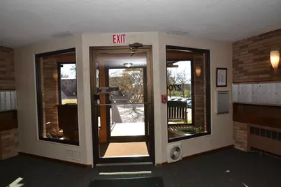 2690 Oxford Street N #209, Roseville, MN 55113 - Photo 8