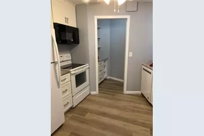 2690 Oxford Street N #209, Roseville, MN 55113 - Photo 32