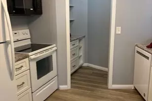 2690 Oxford St N, Roseville, MN 55113 - Photo 32