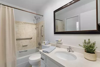 2690 Oxford Street N #209, Roseville, MN 55113 - Photo 14