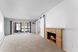 2690 Oxford St N, Roseville, MN 55113 - Photo 4