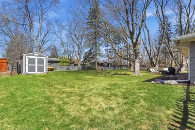 15520 2nd Avenue N, Plymouth, MN 55447 - Photo 2