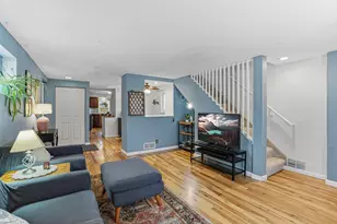 454 Michigan St, Saint Paul, MN 55102 - Photo 2