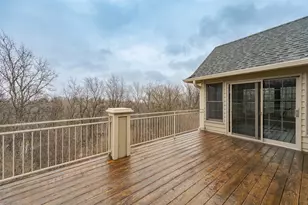 2011 Baihly Heights Dr SW, Rochester, MN 55902 - Photo 8