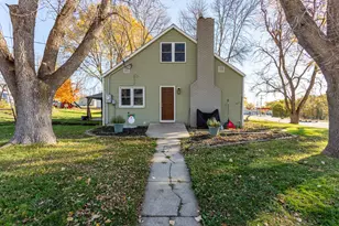 600 E 7th St, Starbuck, MN 56381 - Photo 2