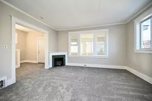 714 E Mark St, Winona, MN 55987 - Photo 4