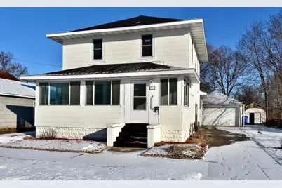 714 E Mark Street, Winona, MN 55987 - Photo 1